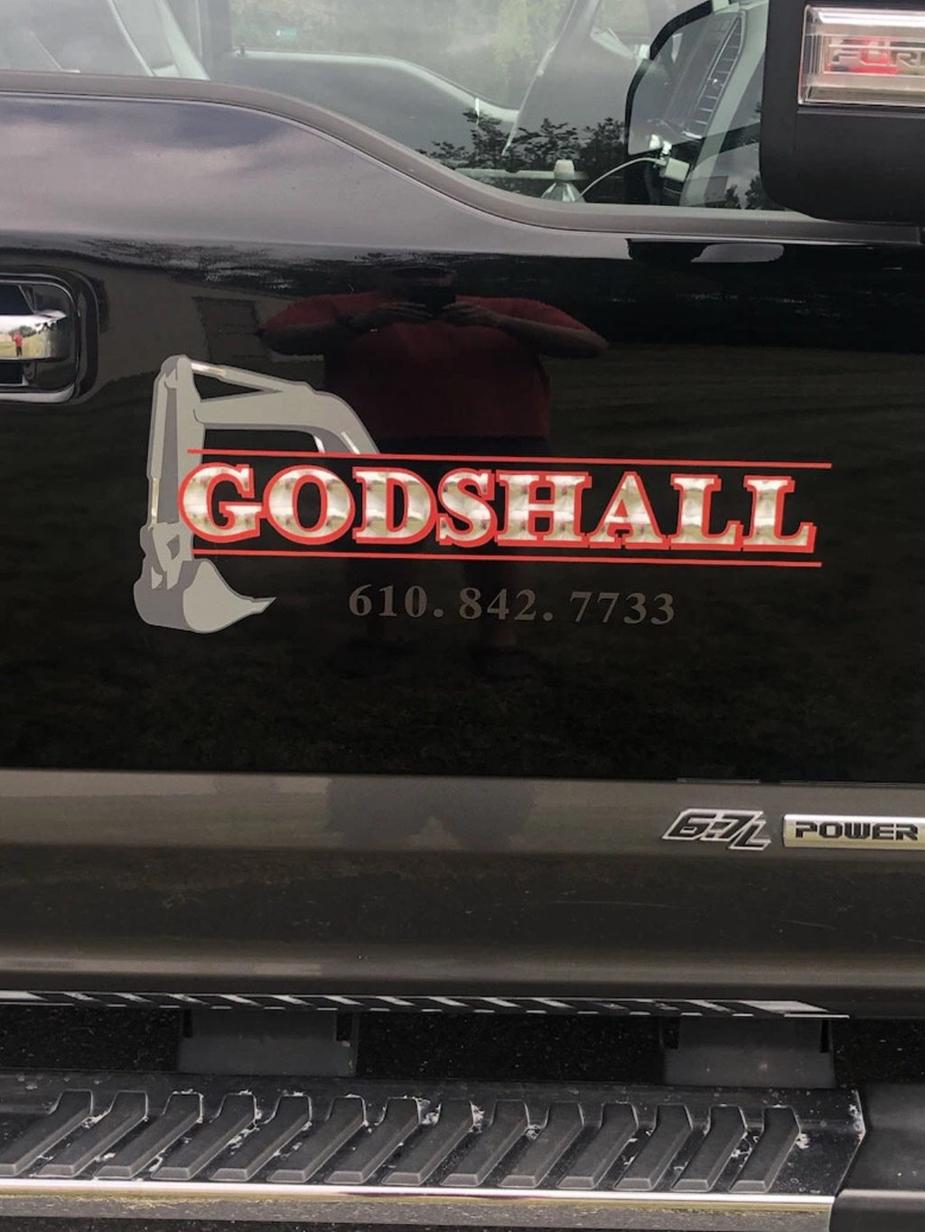 Custom Vinyl Lettering And Logo Decals For Windows, Doors And Vehicles